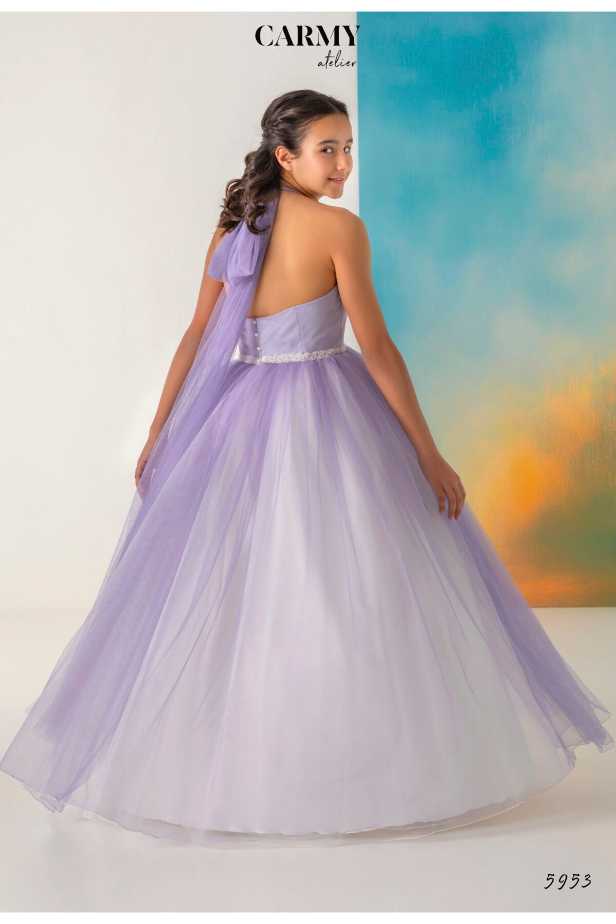 Vestido infantil color lila con falda de tul