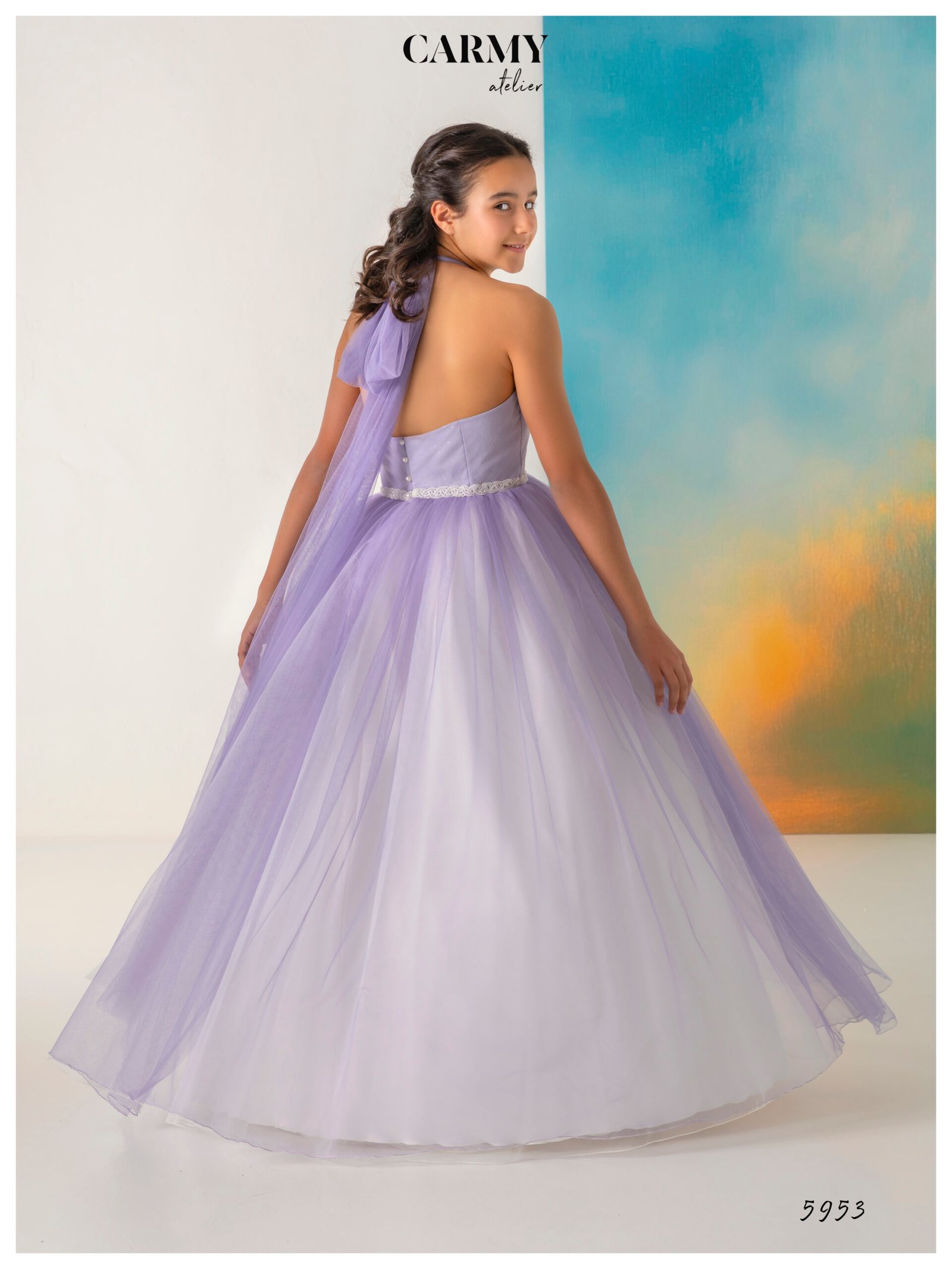 Vestido infantil color lila con falda de tul